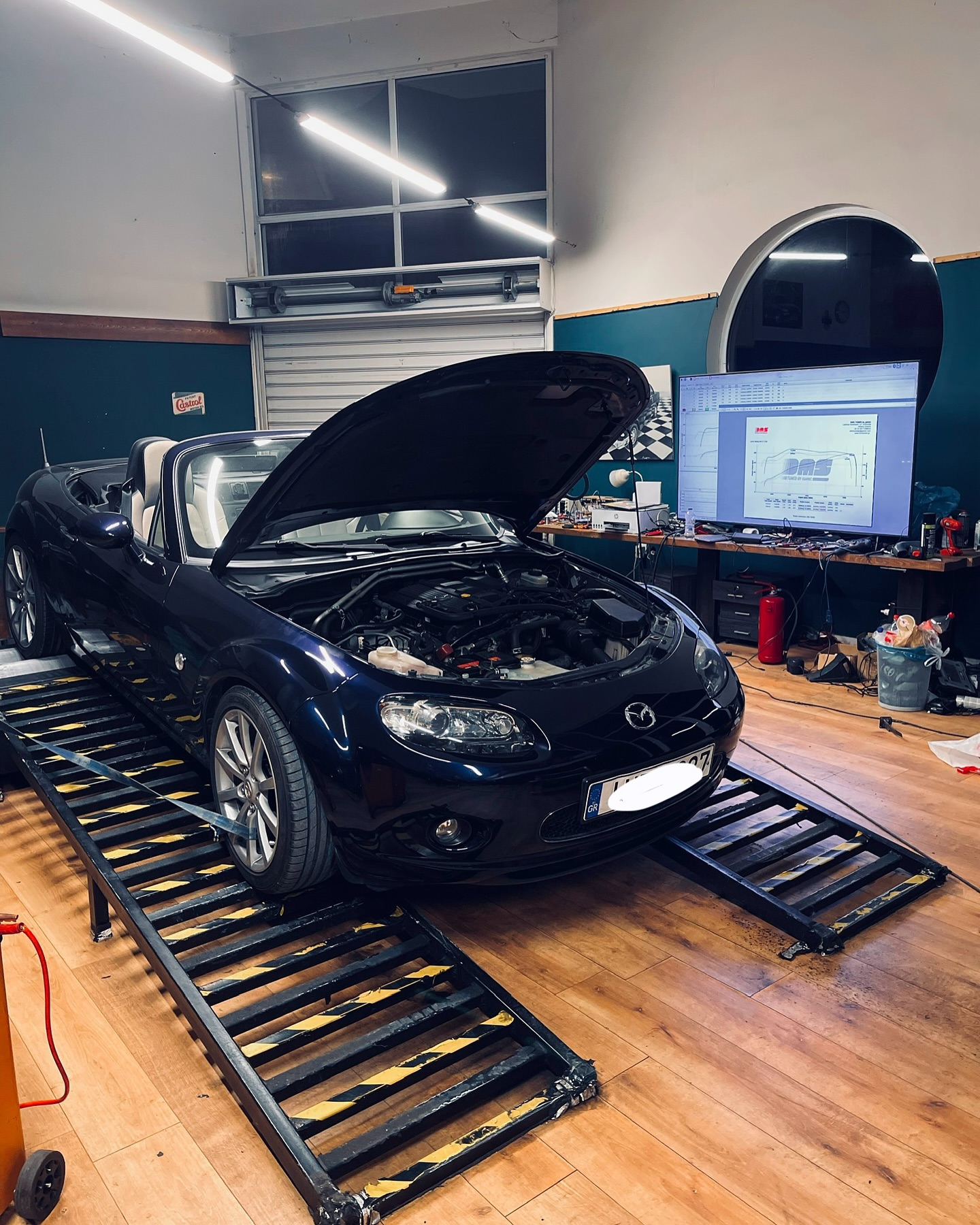 Mazda mx-5 2.0 NC - Stage 2 Madness!
