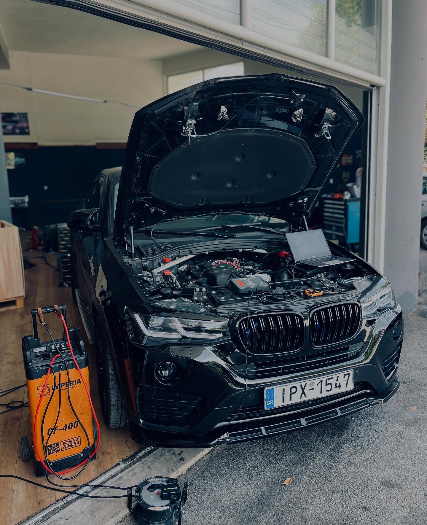 BMW x4 28i N20 F-Series – Ακούγεται όπως πάει