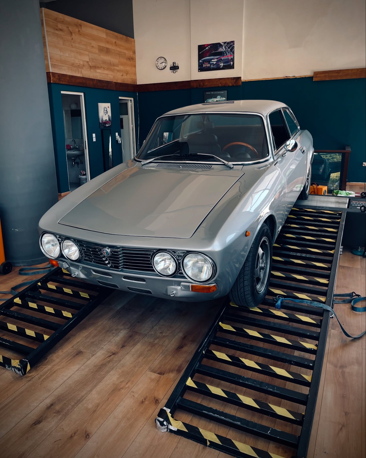 Alfa Romeo Giulia 1968 2.0L 130hp