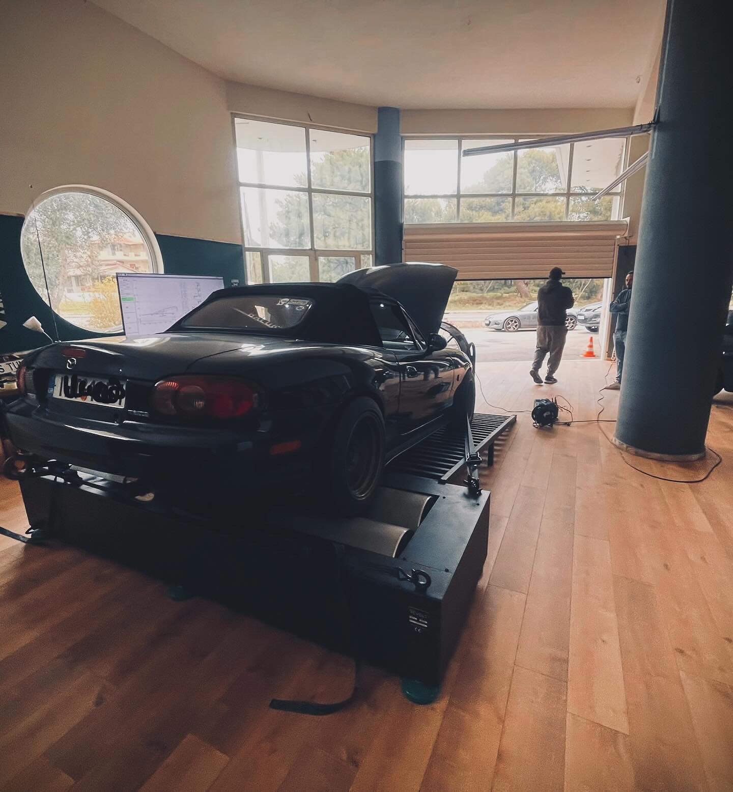 Miata VVT 1.8 with 158hp