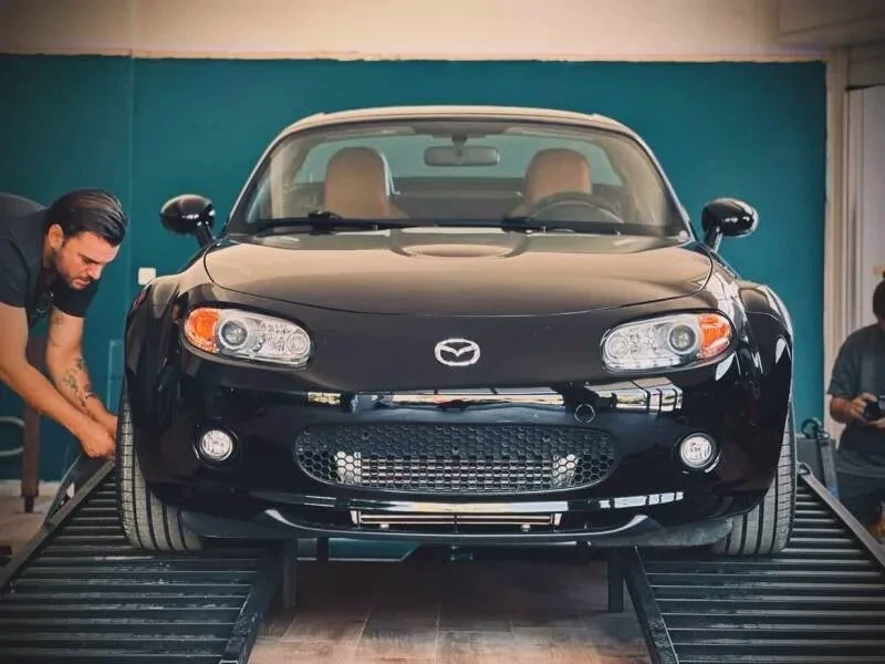 Yiannis of DMS Tuned with the MX-5 NC